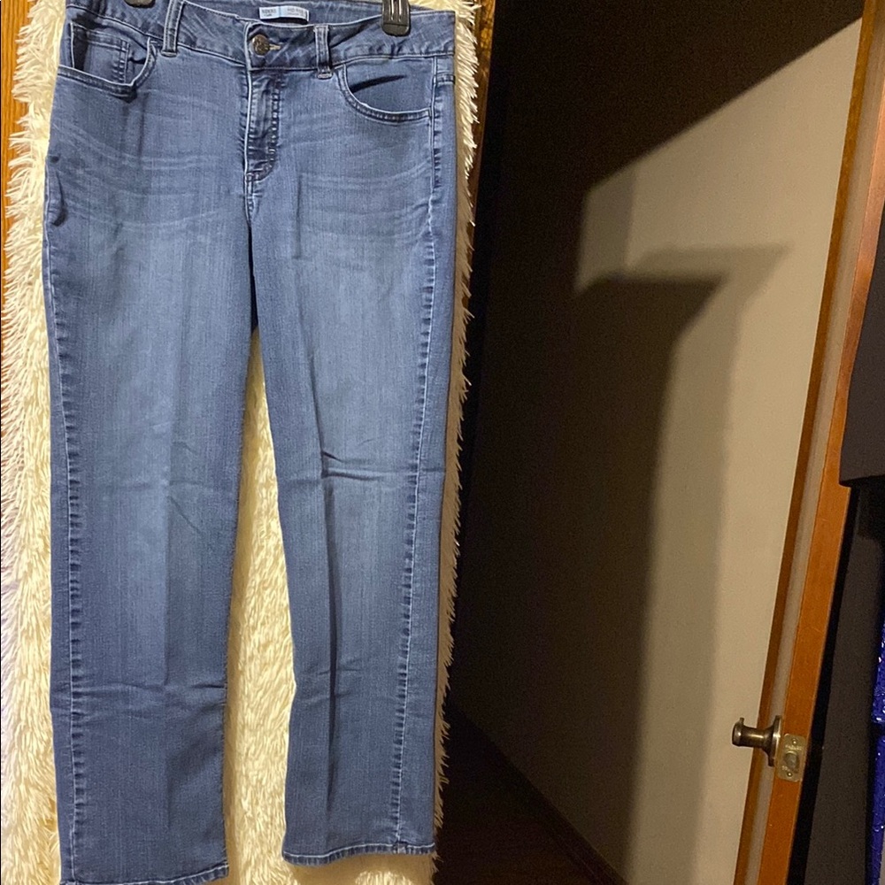 Lee Riders Mid-Rise Straight Leg Women's Blue Jeans. Size 10P